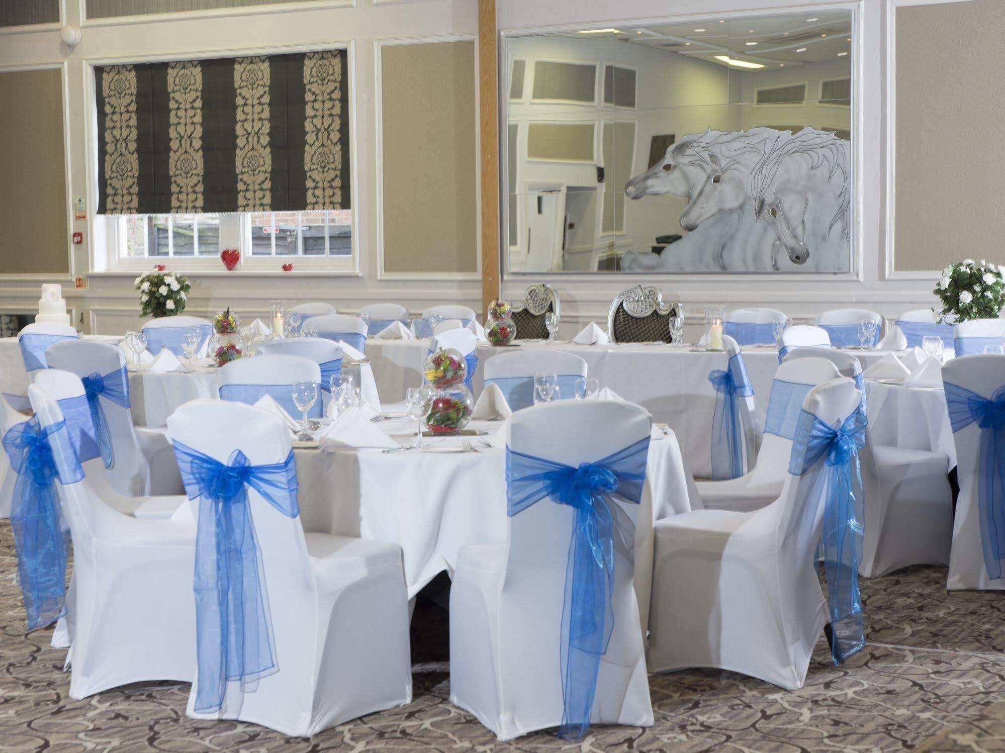 The Spread Eagle Hotel Thame Esterno foto