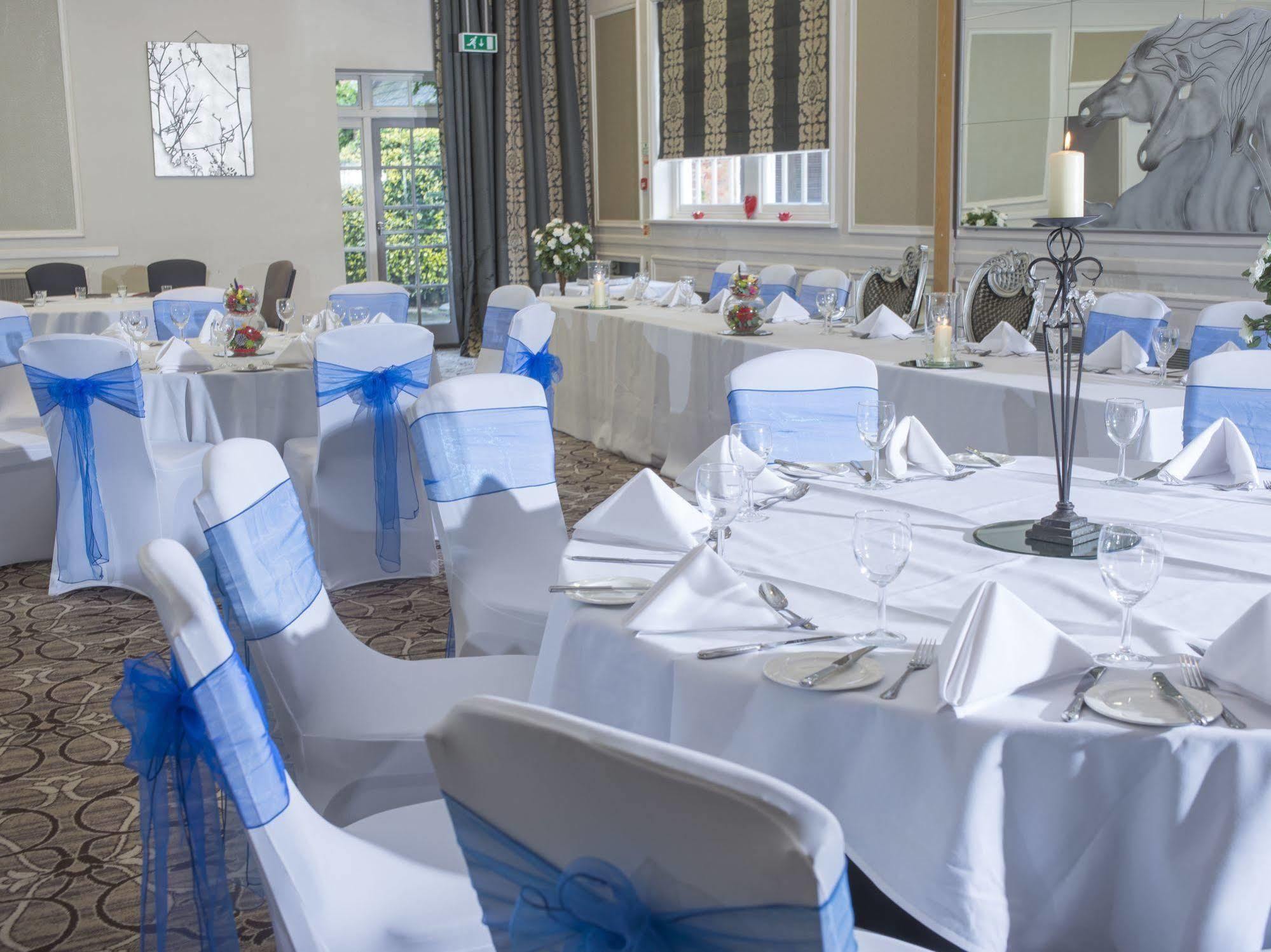 The Spread Eagle Hotel Thame Esterno foto